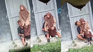Anak Pramuka Ngewe Belakang Sekolah