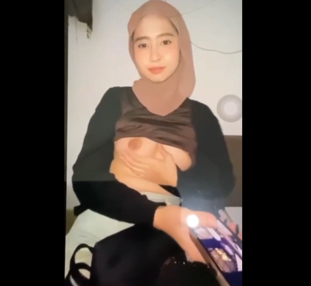 Amalia Mutya Zain Viral Tiktok Pamer Cucu